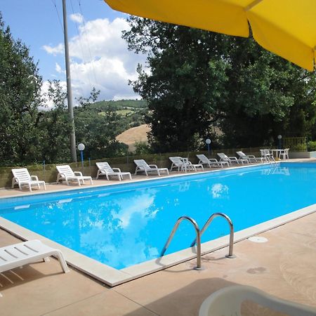 Hotel La Meridiana Урбино Екстериор снимка