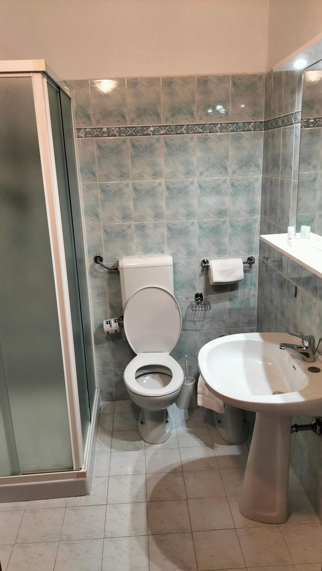 Hotel La Meridiana Урбино Екстериор снимка
